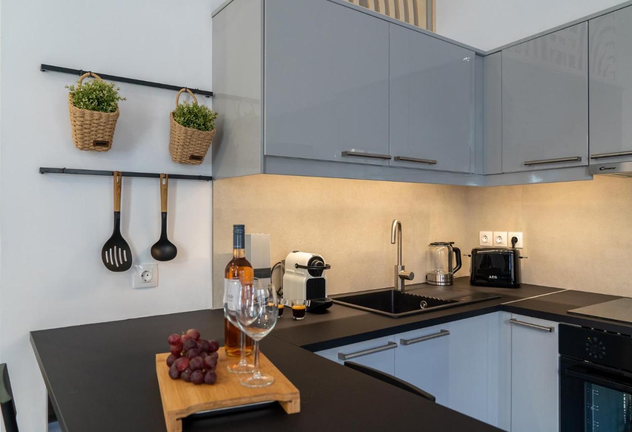 Central Suites Aegina 2 Экстерьер фото